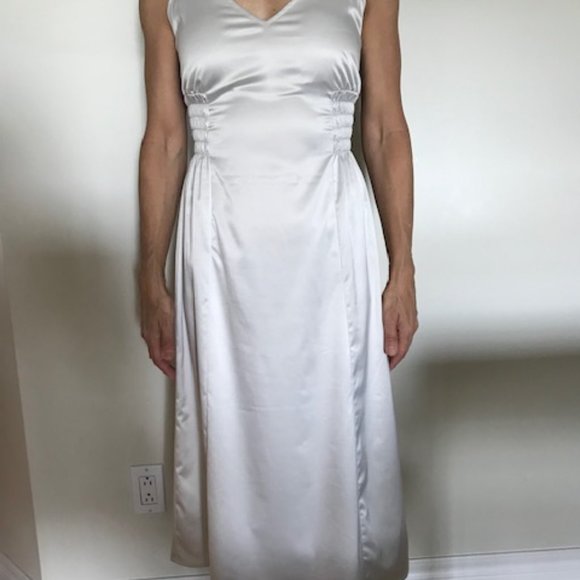 Dress - Picture 2 of 6